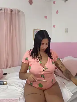 LucyMartelli online show from 05-08-26, 01:00