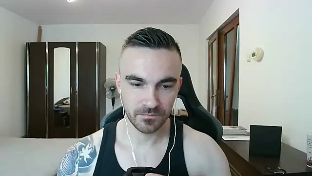 mu5clemania2 online show from 12-21-25, 09:05