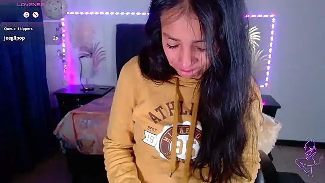 Julietacollins06 online show from 02-11-25, 01:20