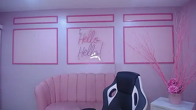 Snapshot of channel_blonde_a chatting on 02-01-25, 09:08 channel blonde a online show from 02-01-25, 09:08