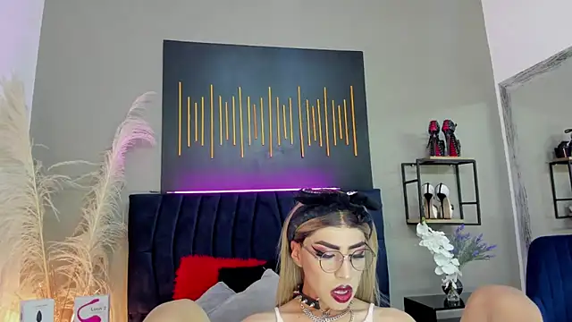 Snapshot of BrianaSchafer chatting on 01-28-25, 04:41 BrianaSchafer online show from 01-28-25, 04:41