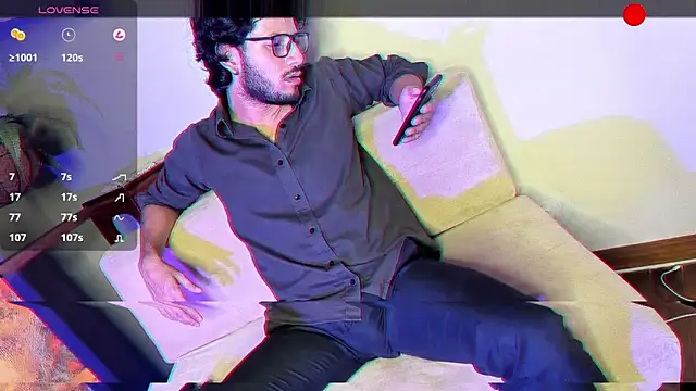 Nicholasrodrii online show from 12-15-24, 01:46