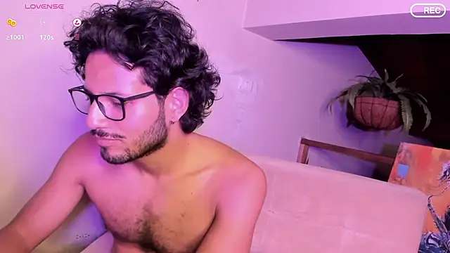 Nicholasrodrii online show from 03-23-25, 05:10