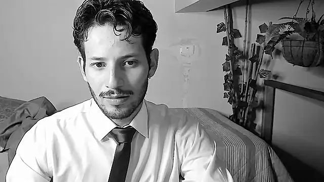 Nicholasrodrii online show from 06-27-26, 11:54