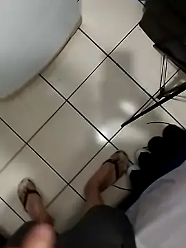 Snapshot of Tripisv chatting on 01-05-25, 02:17 Tripisv online show from 01-05-25, 02:17