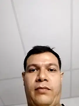 Snapshot of Tripisv chatting on 11-17-25, 11:49 Tripisv online show from 11-17-25, 11:49