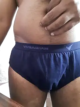 Snapshot of Tamil_510 chatting on 12-17-24, 03:39 Tamil 510 online show from 12-17-24, 03:39