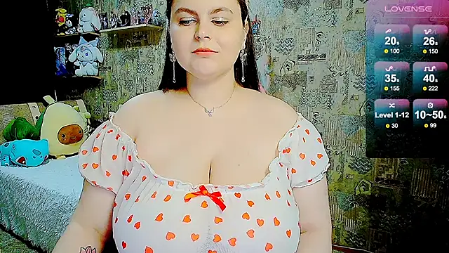 WhisperInTheDarkk online show from 05-08-26, 10:37