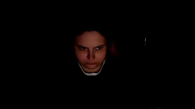 WhisperInTheDarkk online show from 06-04-26, 05:08