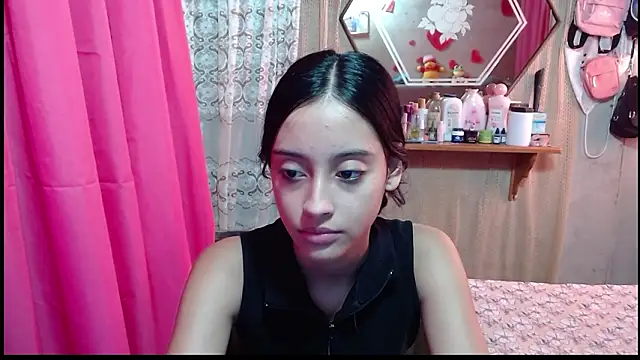 Snapshot of Lunawillis chatting on 02-03-26, 08:03 Lunawillis online show from 02-03-26, 08:03