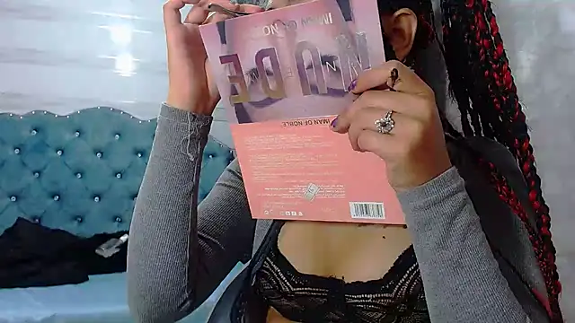 Snapshot of lily_jamesx chatting on 02-13-25, 09:17 lily jamesx online show from 02-13-25, 09:17