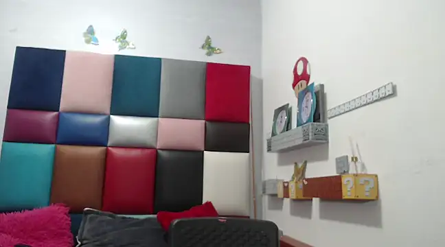 Snapshot of lily_jamesx chatting on 03-07-25, 08:44 lily jamesx online show from 03-07-25, 08:44