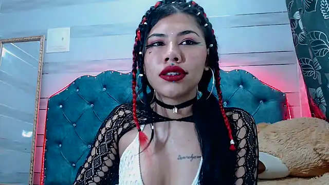 Snapshot of lily_jamesx chatting on 03-18-25, 01:00 lily jamesx online show from 03-18-25, 01:00