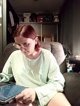 Snapshot of Marie1992PL chatting on 12-05-25, 05:53 Marie1992PL online show from 12-05-25, 05:53