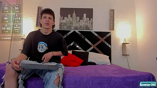 Snapshot of nakedfoam1 chatting on 09-18-25, 03:19 nakedfoam1 online show from 09-18-25, 03:19