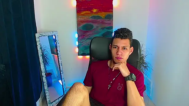 Snapshot of dirtyboy_23 chatting on 09-10-25, 03:06 dirtyboy 23 online show from 09-10-25, 03:06