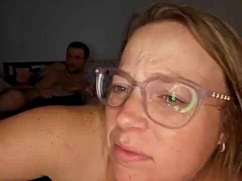 MrandMrsPooks online show from 11-14-25, 07:18