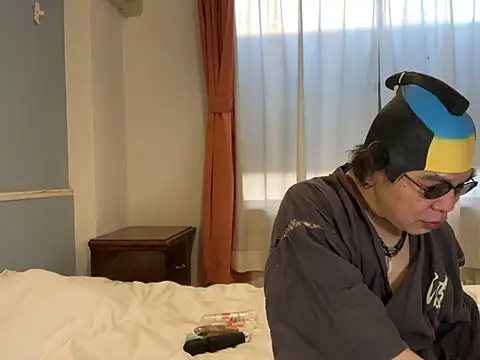 r xyz01 online show from 01-17-26, 07:24