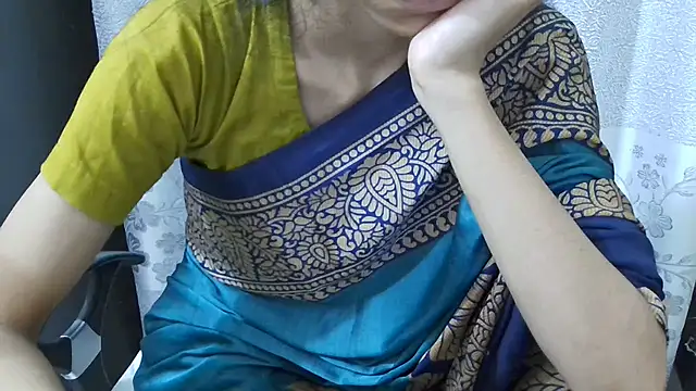 Snapshot of Srabontii chatting on 06-27-26, 05:18 Srabontii online show from 06-27-26, 05:18