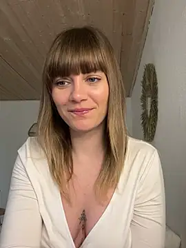 Milla  one online show from 02-11-25, 11:32