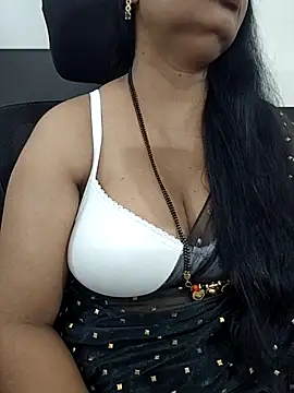 Deepthi Mysore online show from 10-15-25, 04:18