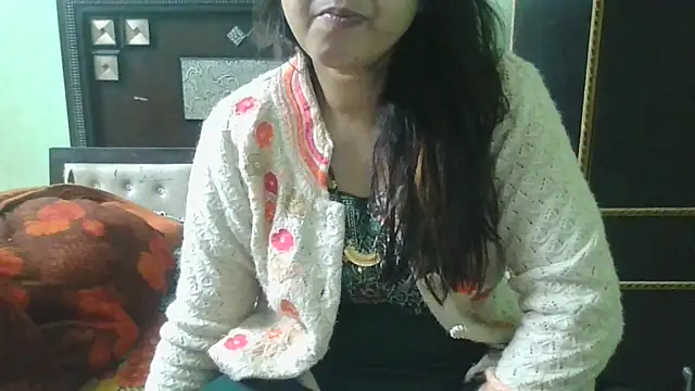 couplesuni online show from 11-21-25, 04:55