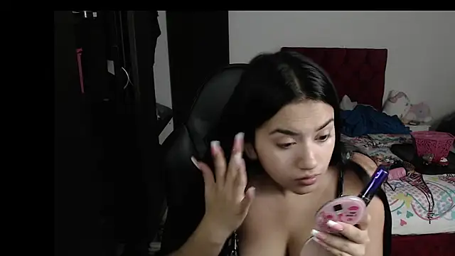 Snapshot of kayla_k18 chatting on 01-14-25, 10:55 kayla k18 online show from 01-14-25, 10:55