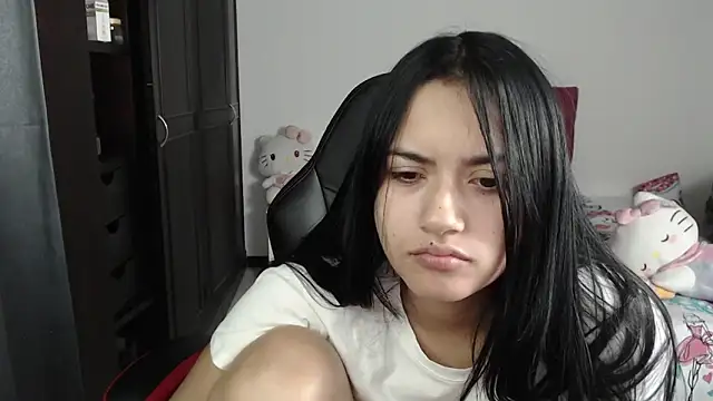 Snapshot of kayla_k18 chatting on 02-05-25, 04:16 kayla k18 online show from 02-05-25, 04:16