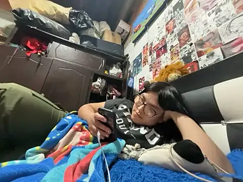 Snapshot of dafne19_ chatting on 06-05-26, 03:57 dafne19 online show from 06-05-26, 03:57