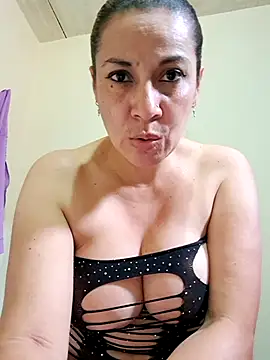 Zaralu  online show from 10-27-25, 07:29