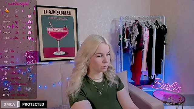 Snapshot of Tasty_booty chatting on 11-26-25, 01:06 Tasty booty online show from 11-26-25, 01:06