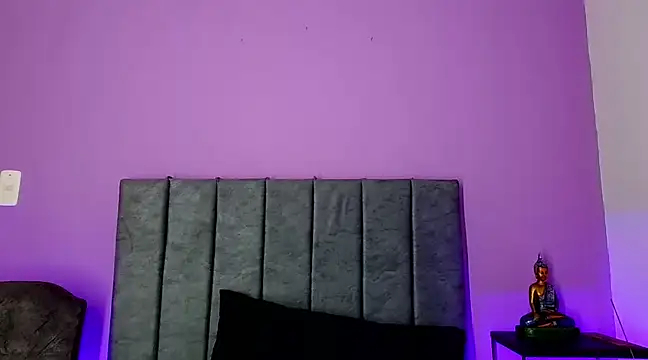 Snapshot of GabrielaMK chatting on 01-06-25, 01:41 GabrielaMK online show from 01-06-25, 01:41