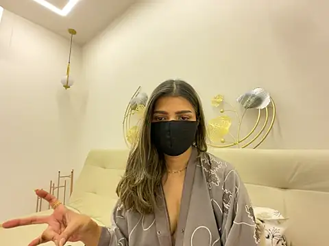 MaYaa  11 online show from 04-14-26, 07:14