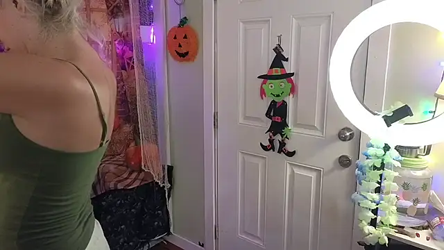 Snapshot of cunty_tranny_lydia chatting on 10-11-25, 04:22 cunty tranny lydia online show from 10-11-25, 04:22