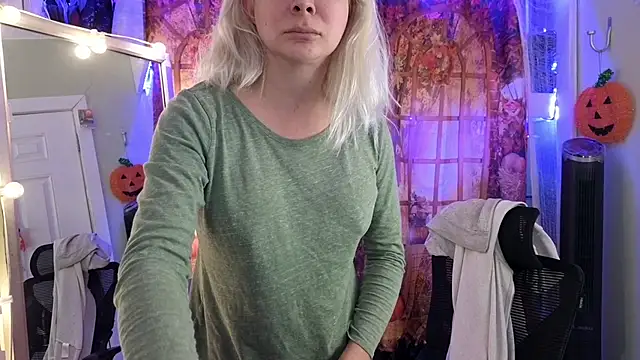 cunty tranny lydia online show from 11-11-25, 05:07