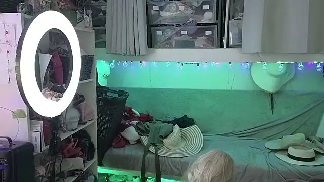 cunty tranny lydia online show from 03-31-26, 05:19