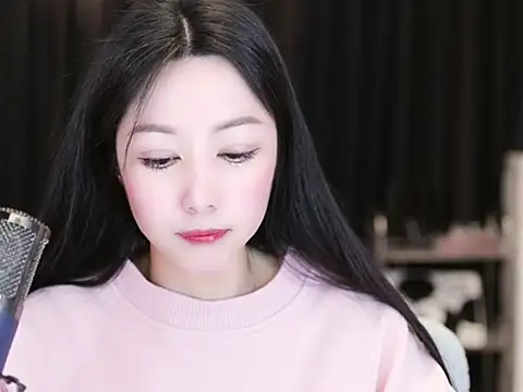 Nuyoah-77 online show from 03-17-25, 04:11