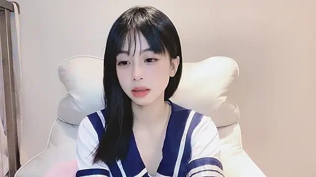 -Hottie online show from 12-17-24, 06:20