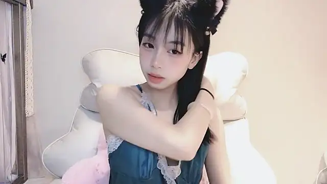 -Hottie online show from 12-21-24, 06:34