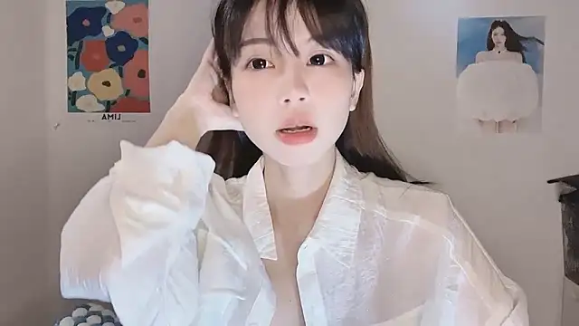 -Hottie online show from 12-16-25, 04:12