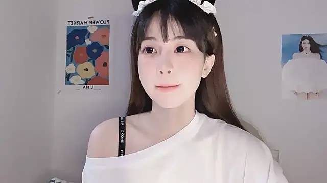 -Hottie online show from 12-22-25, 04:04