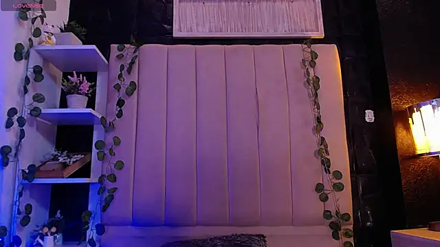 Mia Rinn online show from 01-31-25, 06:57