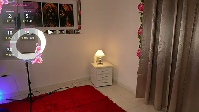 Snapshot of Alondrasparrow2 chatting on 01-15-25, 11:40 Alondrasparrow2 online show from 01-15-25, 11:40