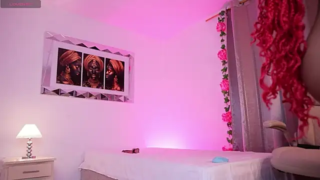 Snapshot of Alondrasparrow2 chatting on 01-28-25, 11:39 Alondrasparrow2 online show from 01-28-25, 11:39