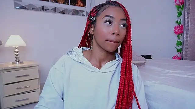 Snapshot of Alondrasparrow2 chatting on 02-01-25, 10:44 Alondrasparrow2 online show from 02-01-25, 10:44