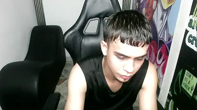 zacariasss  online show from 12-31-24, 10:12