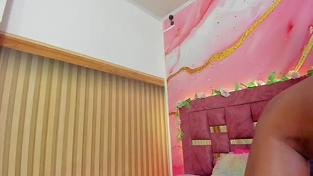 melody paris online show from 04-14-26, 10:54