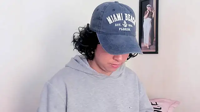 adriannyp 1 online show from 03-02-26, 01:18