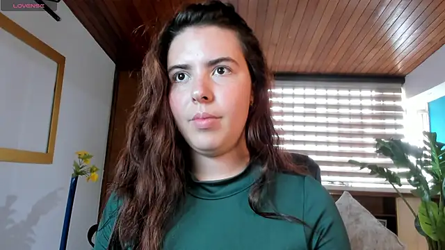 Snapshot of Lyssa_Muller chatting on 09-08-25, 04:06 Lyssa Muller online show from 09-08-25, 04:06