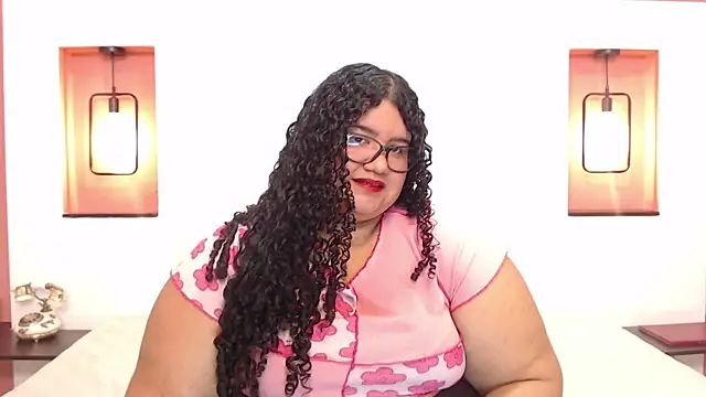 Snapshot of Miley_Collins chatting on 01-17-25, 08:11 Miley Collins online show from 01-17-25, 08:11